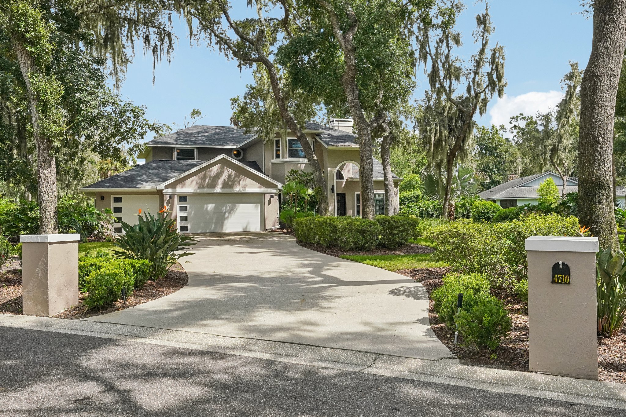 4710 Ridgecliff Drive, Brandon FL