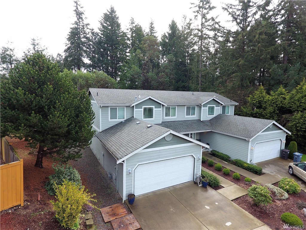 Duplex for Sale in University Place multifamily property listings