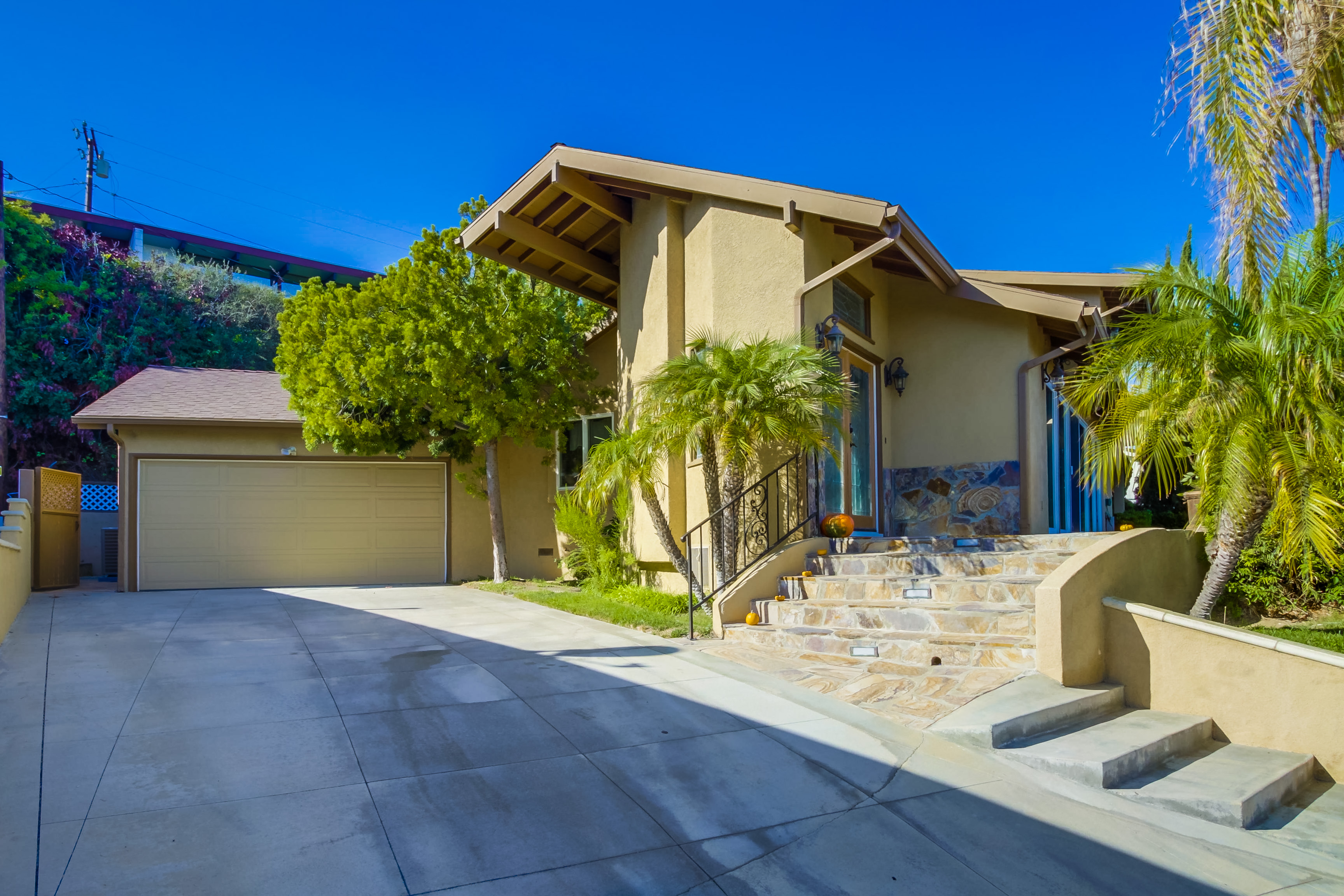 4403 Miraleste Dr, Rancho Palos Verdes 90275