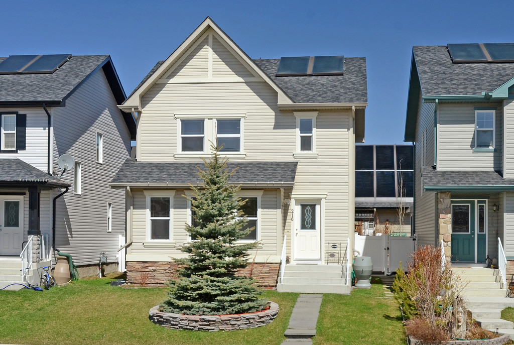 216 DRAKE LANDING LN OKOTOKS