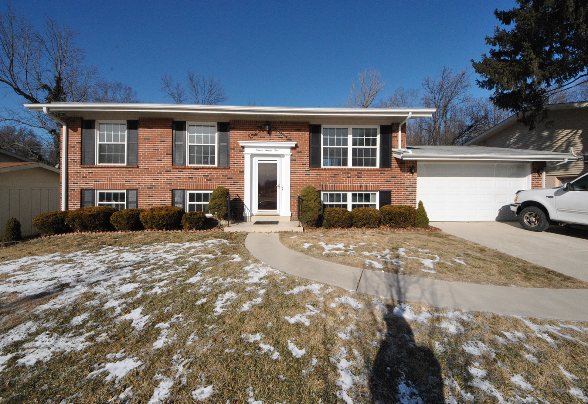 Walnut
Ridge 1125 Bromfield Terrace, Ballwin, MO 63021 is for sale