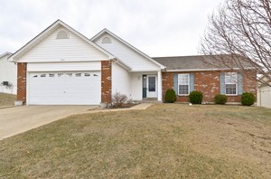 1931 West Bonnie Brook Lane, Wentzville MO 63385