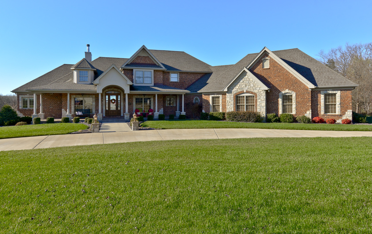 11007 Stonebridge Lane, Wentzville, MO 63385