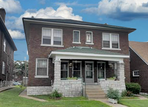 St Louis Hills Homes For Sale - Real Estate