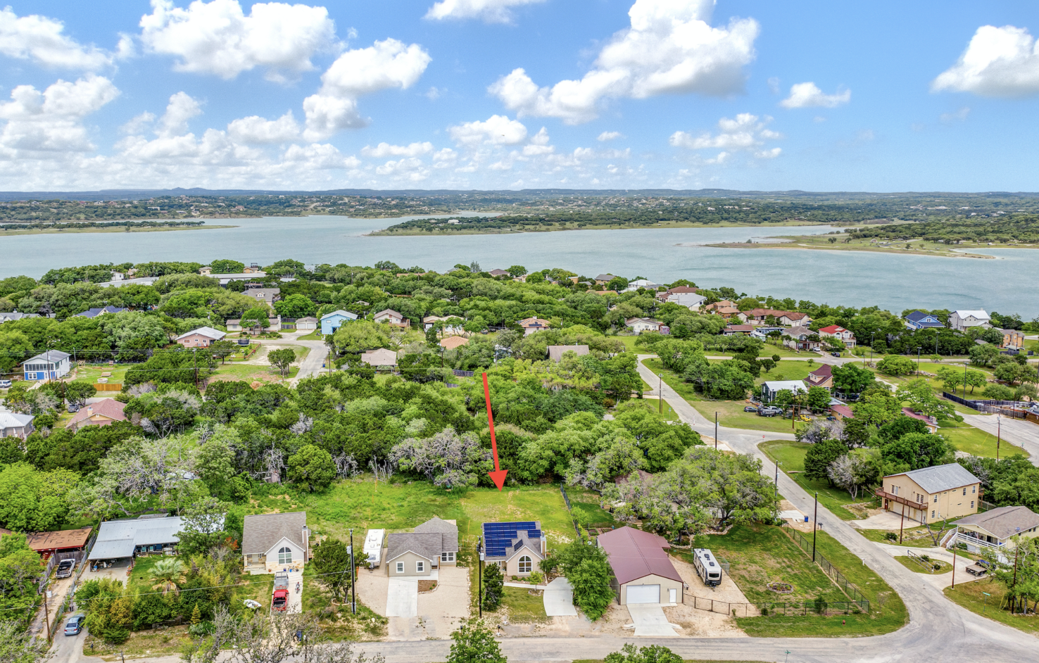 2135 Blueridge Canyon Lake TX 78133