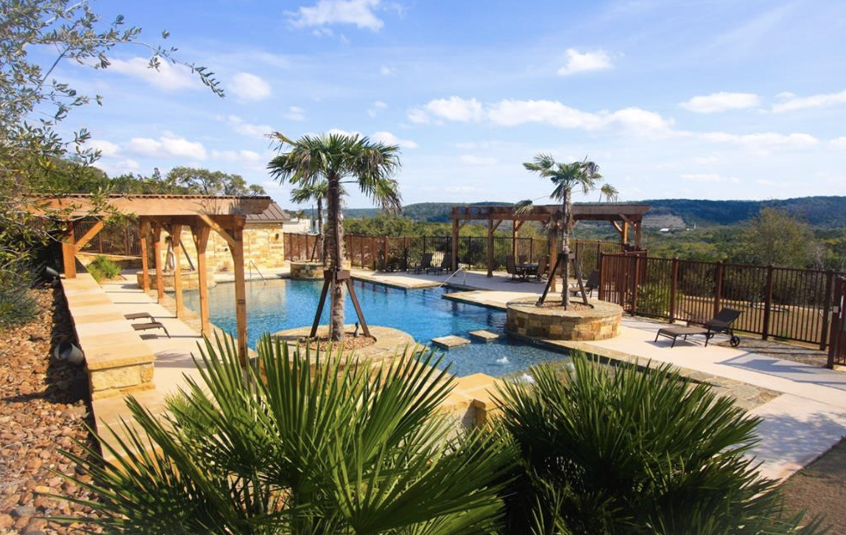 2512 Lost Mine, Canyon Lake, Texas 78133