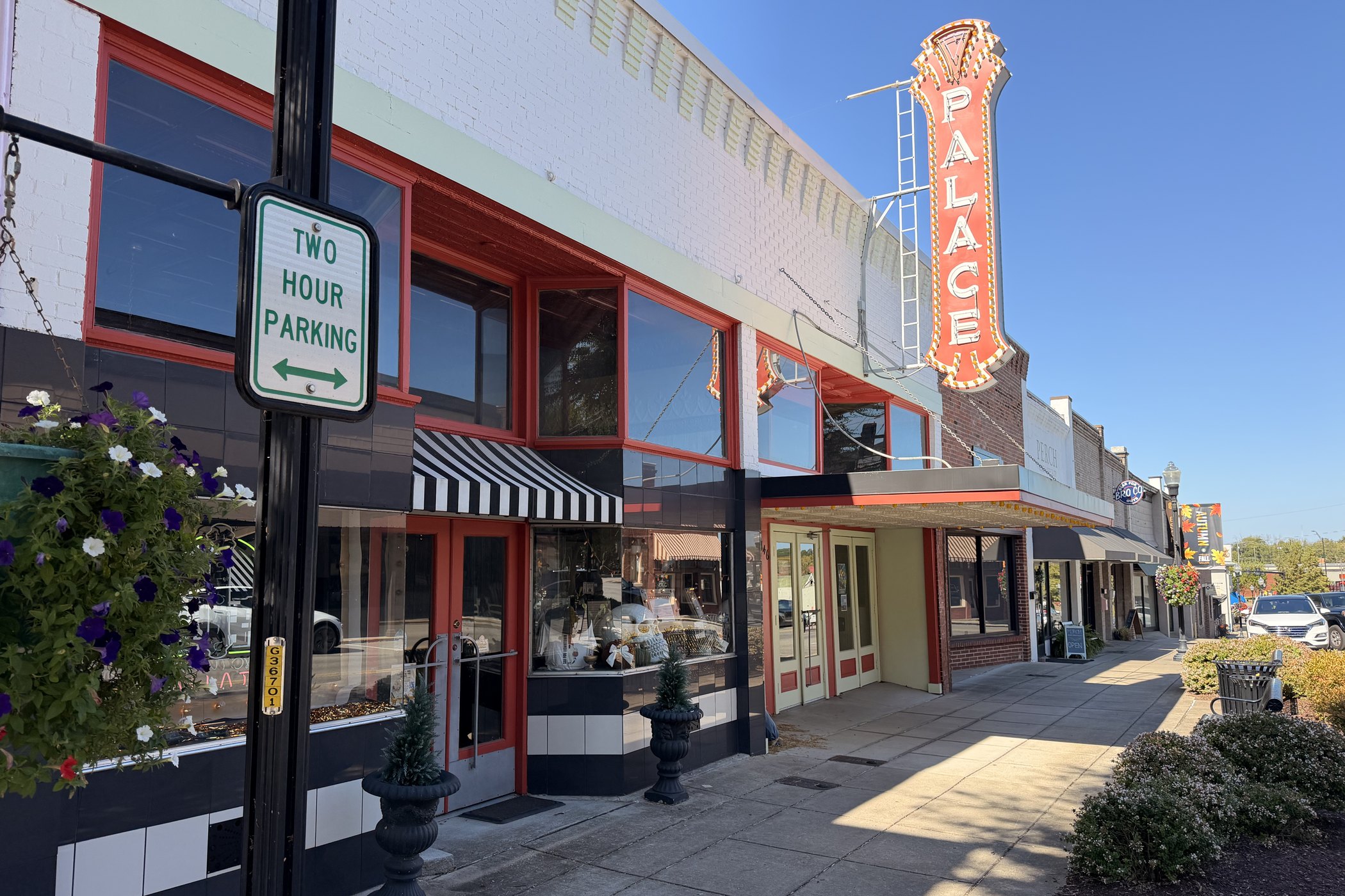 Historic Palace Theatre sign and storefronts in downtown Gallatin, Tennessee