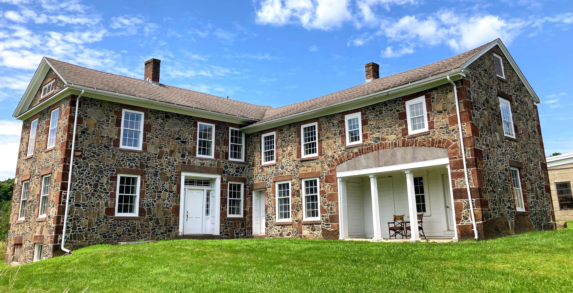 Real photograph of a Connecticut house, illustrating the importance of evaluating each property's unique features