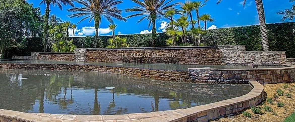 Isles at Weston entrance sign