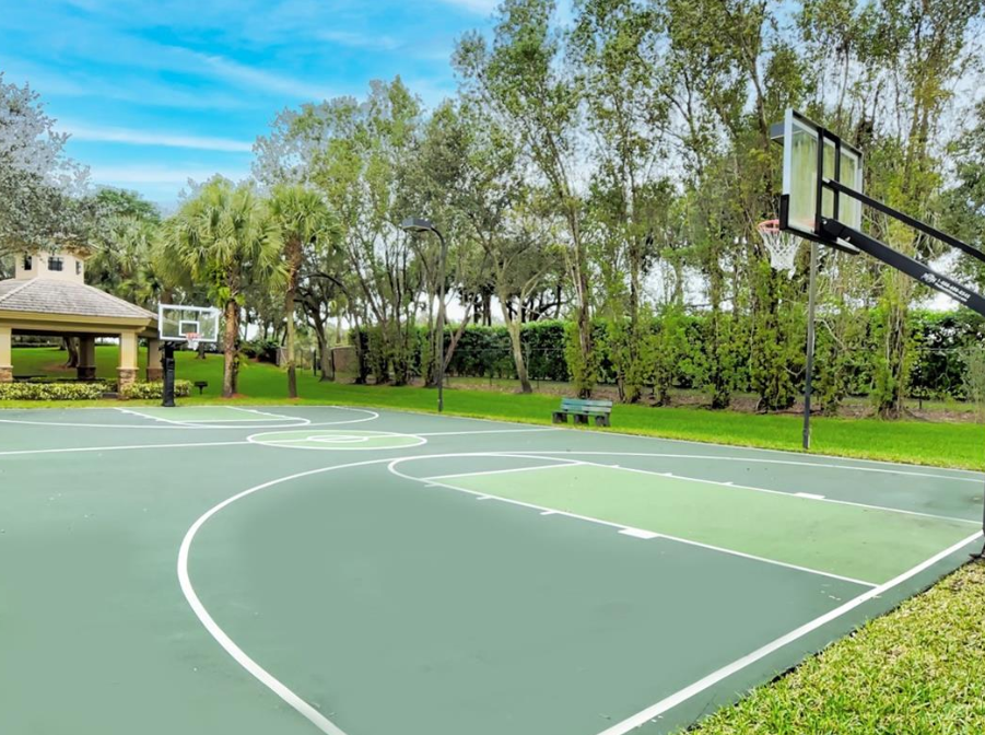 Long Lake Estates, Davie, FL Homes For Sale