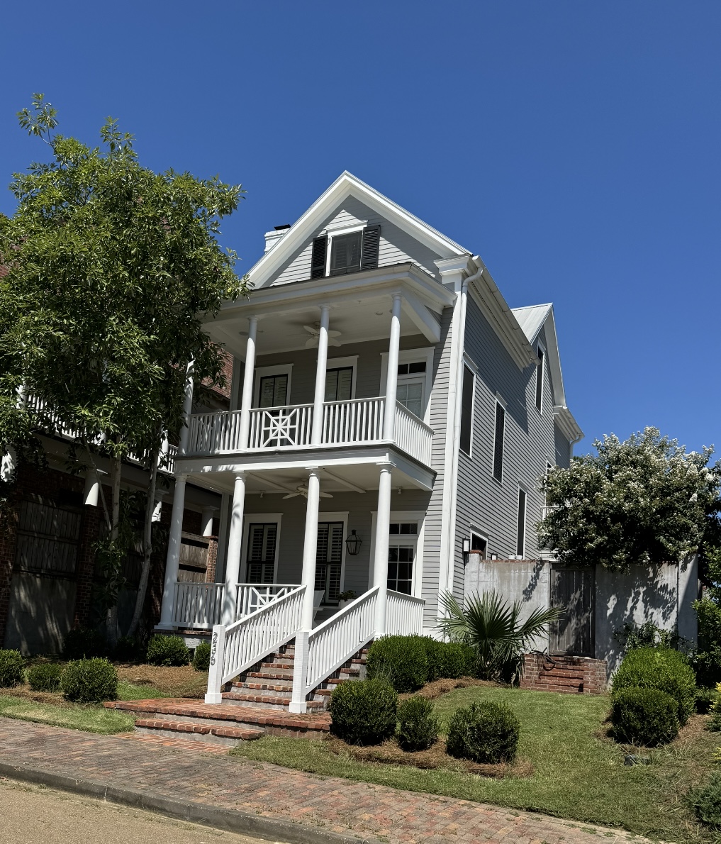 236 N Natchez