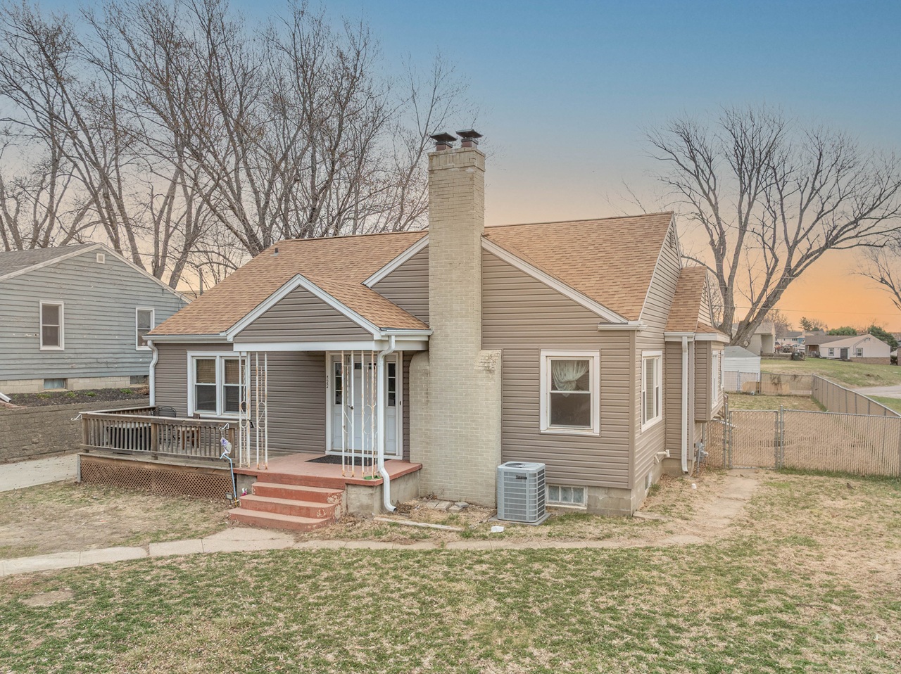522 S 4th Street, Moville, IA