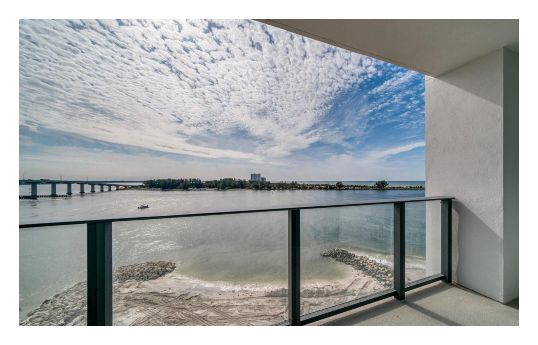 ENCHANTMENT CLEARWATER BEACH HOTEL CONDOMINIUM