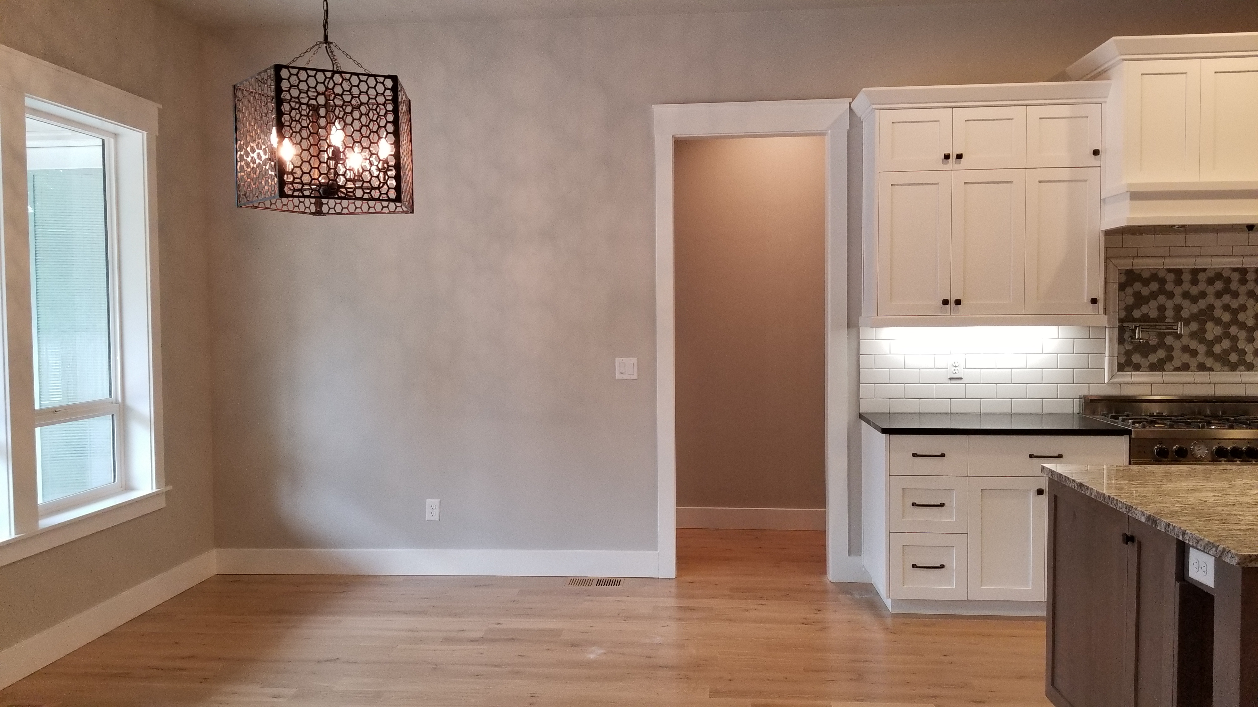 BEFORE STAGING - DINING ROOM