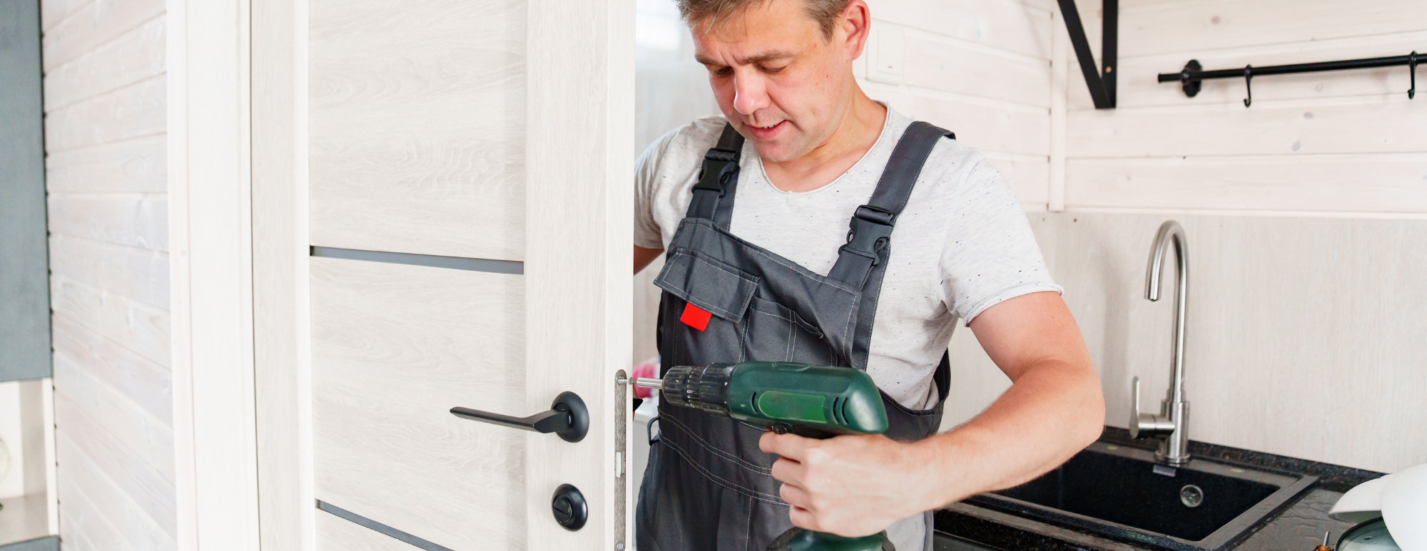 Minor Repairs - Tighten Loose Hardware