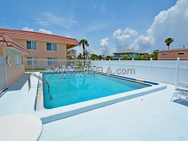 Oceanfront Condos Terry Palmiter RE/MAX