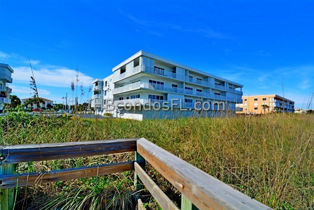 Oceanfront Condos Terry Palmiter RE/MAX