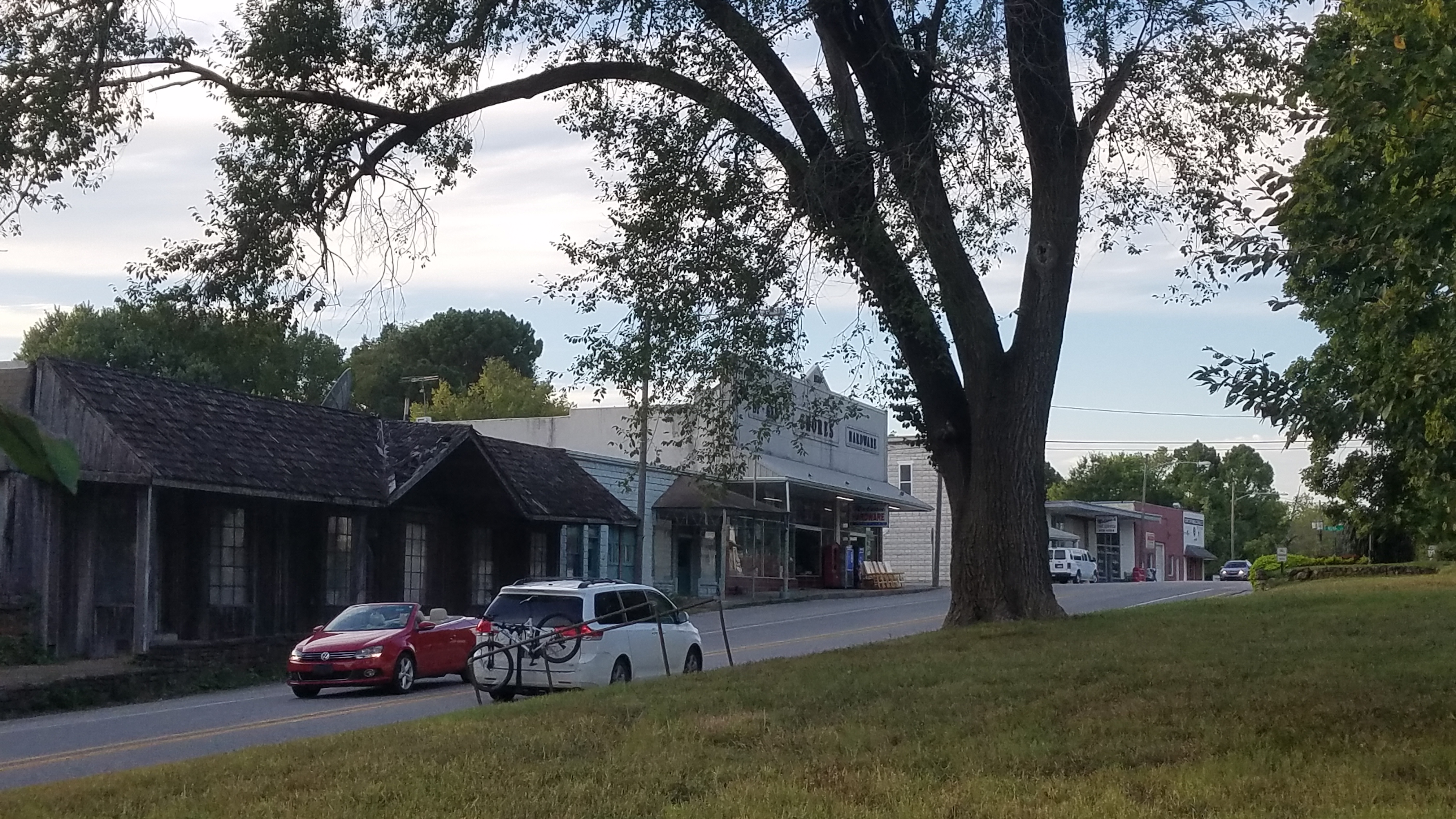 View of central Cave Springs Arkansas along Highway 112