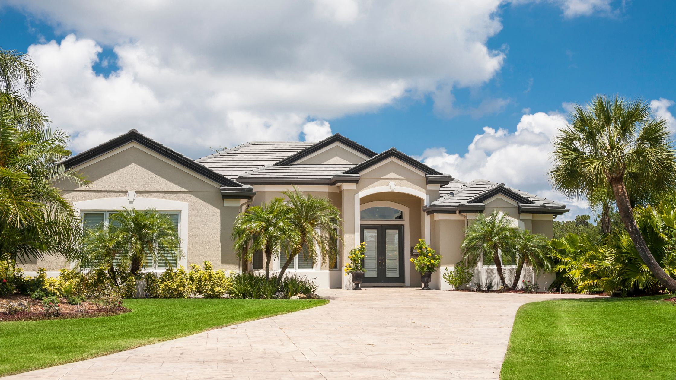 Beautiful Florida home exterior
