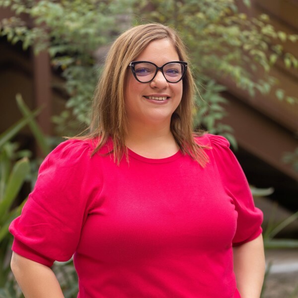 Amanda Zalenski Headshot