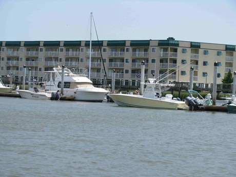 Bay Creek Marina