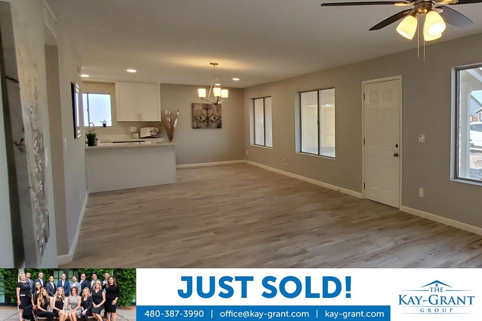 Paradise Valley Manor Home in Phoenix Under Contract
