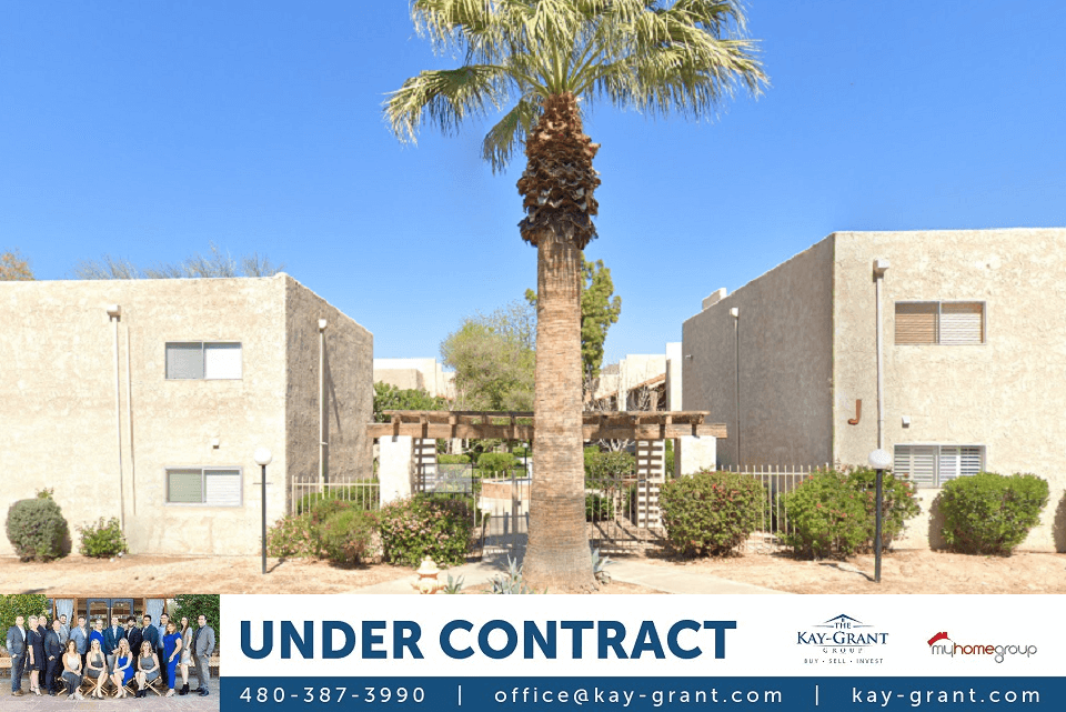 UNDER CONTRACT Cozy Phoenix Condo