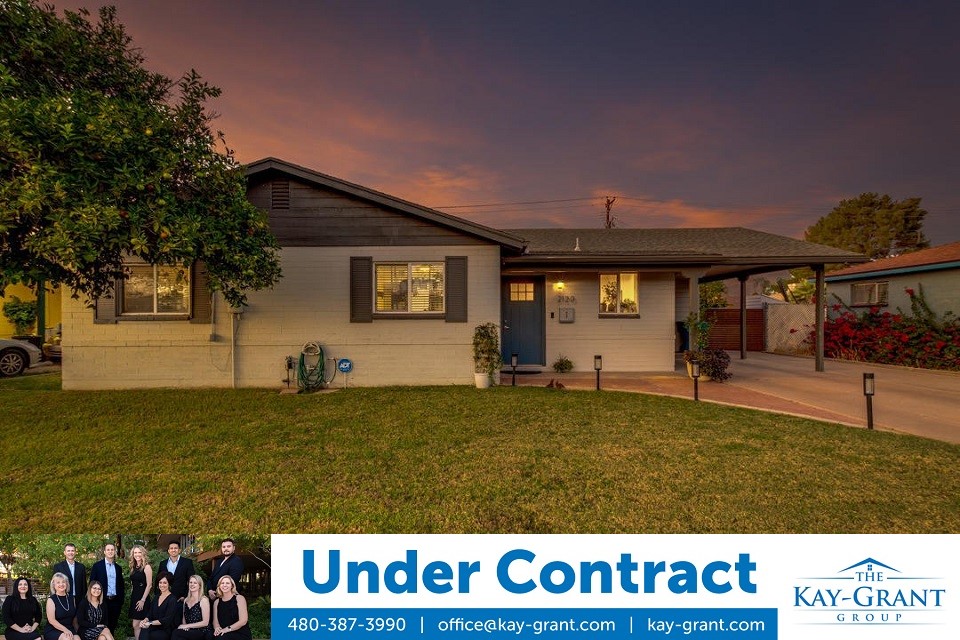 North Phoenix Home with Pool Under Contract