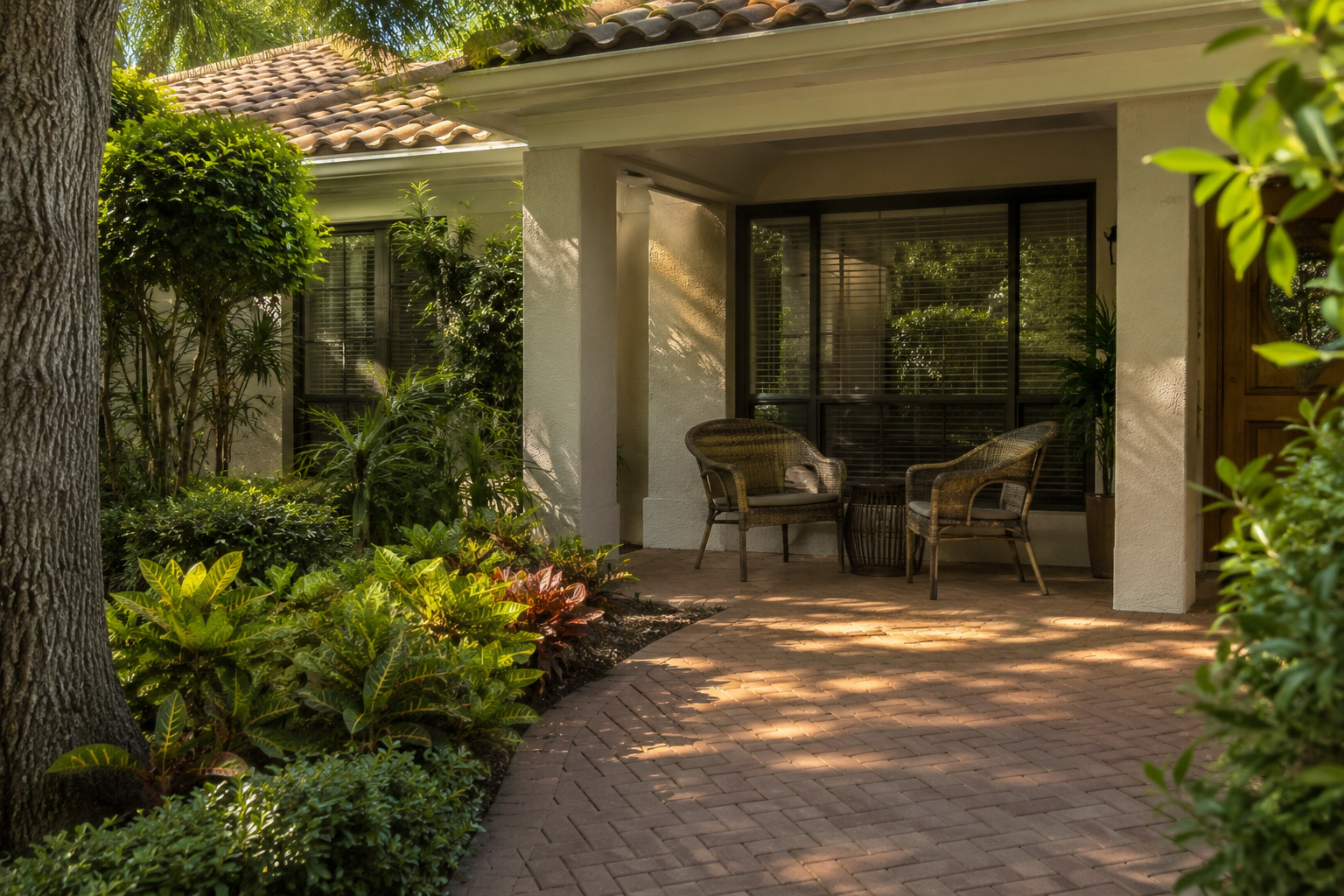 Front porch of an established Palm Beach County home supporting a blog on how families discuss a long-owned property without the conversation becoming persuasion