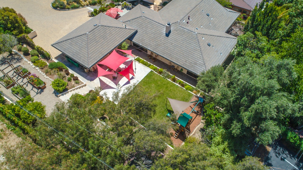 Private Cowan Heights Oasis