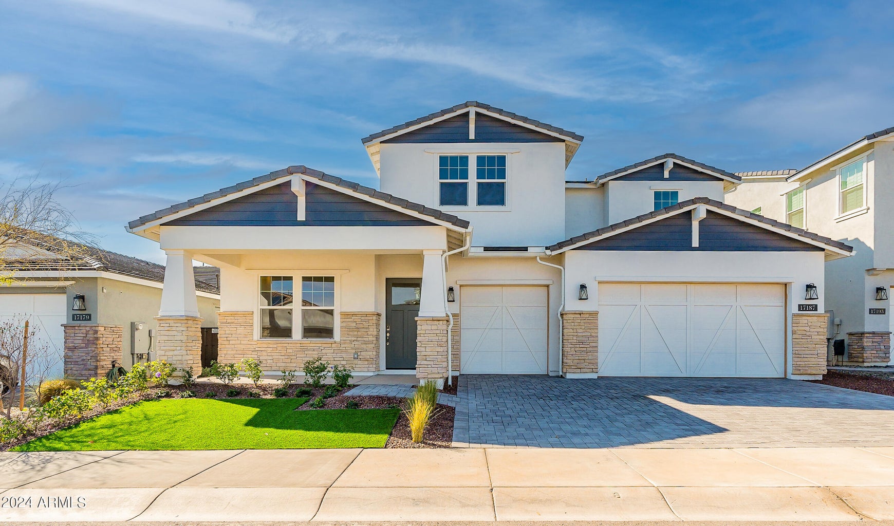Homes with 3 Car Garage Surprise AZ