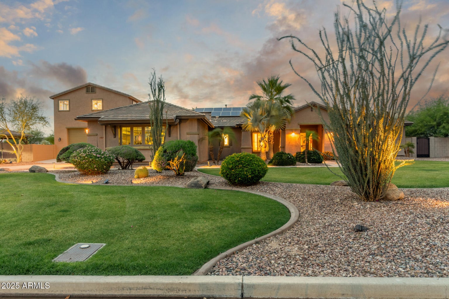 Homes with Oversized Lots Surprise AZ