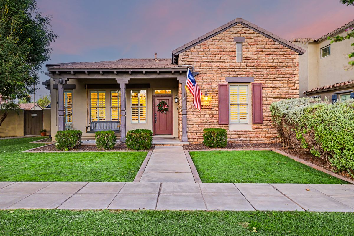 Home available to buyers in Surprise Arizona