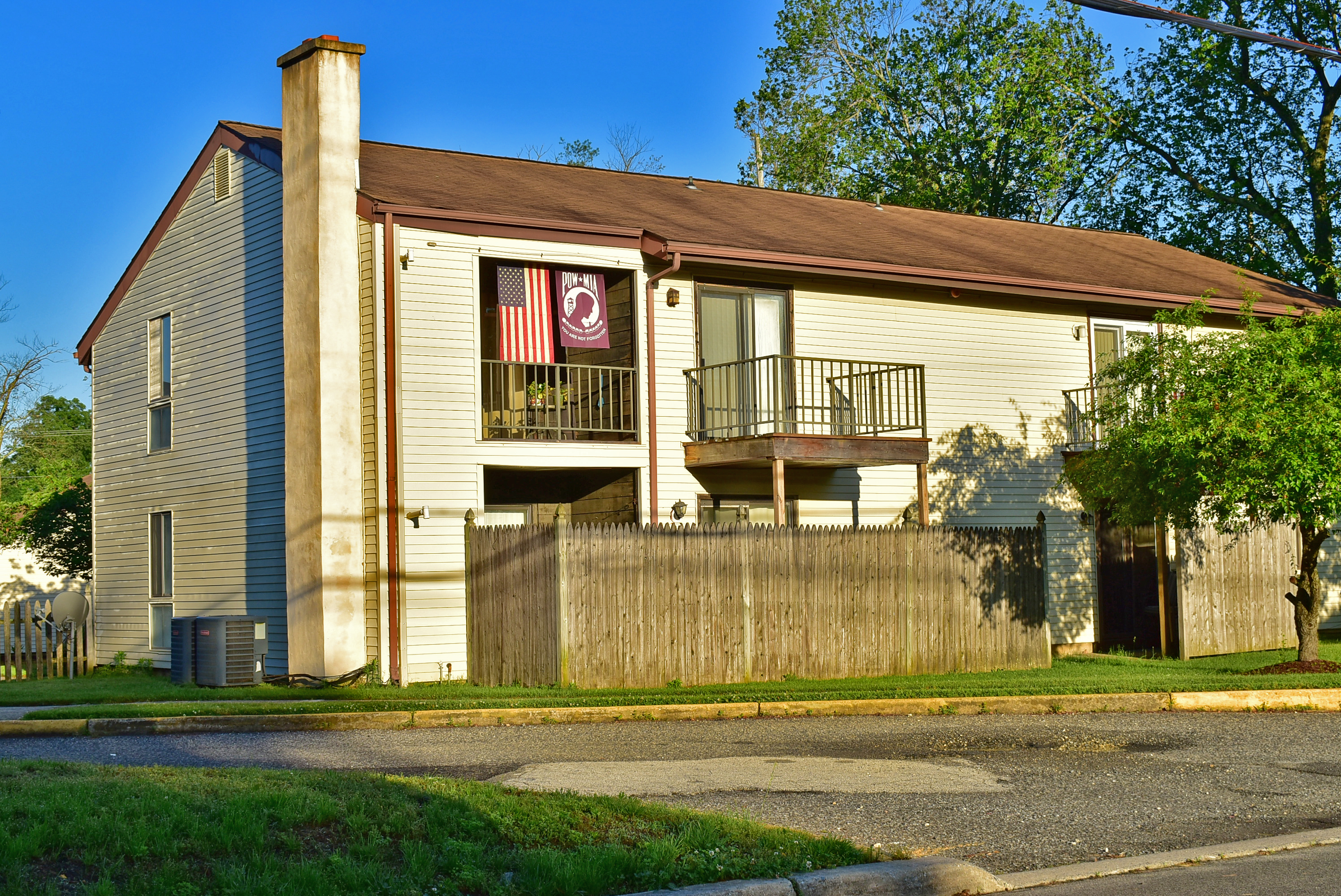 Little Brook Berlin Condos Cozy Comforts, JWR™
