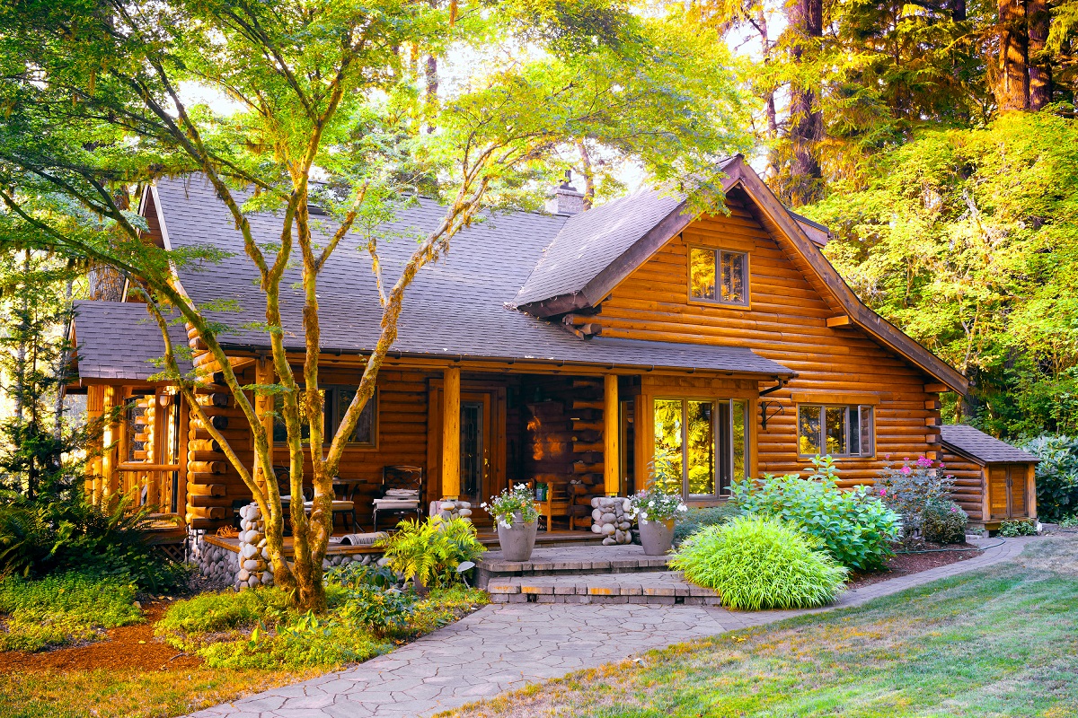 3 Things Everyone Should Know Before Investing In Rental Cabins