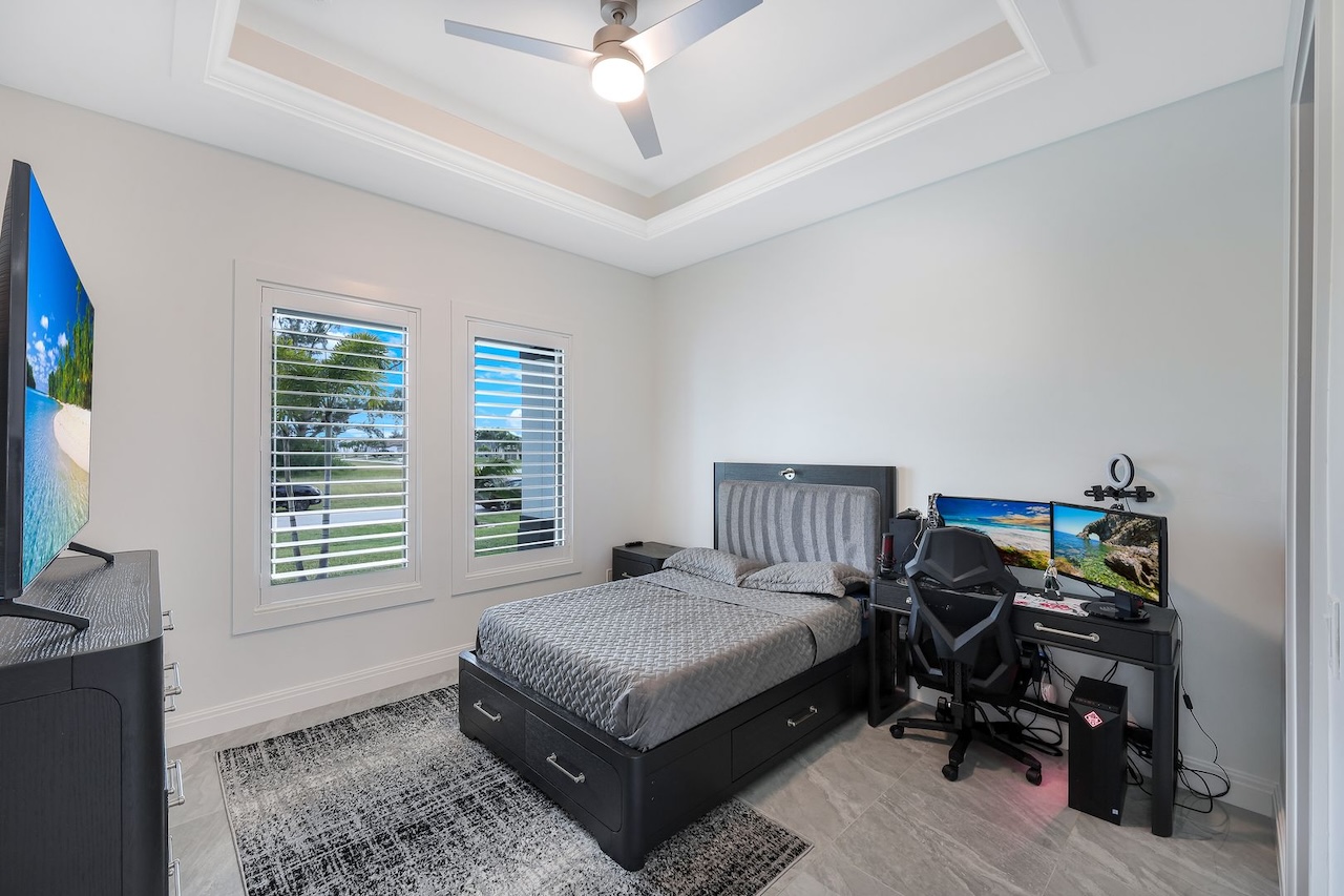 Bedroom - Cape coral Florida Waterfront Homes for Sale