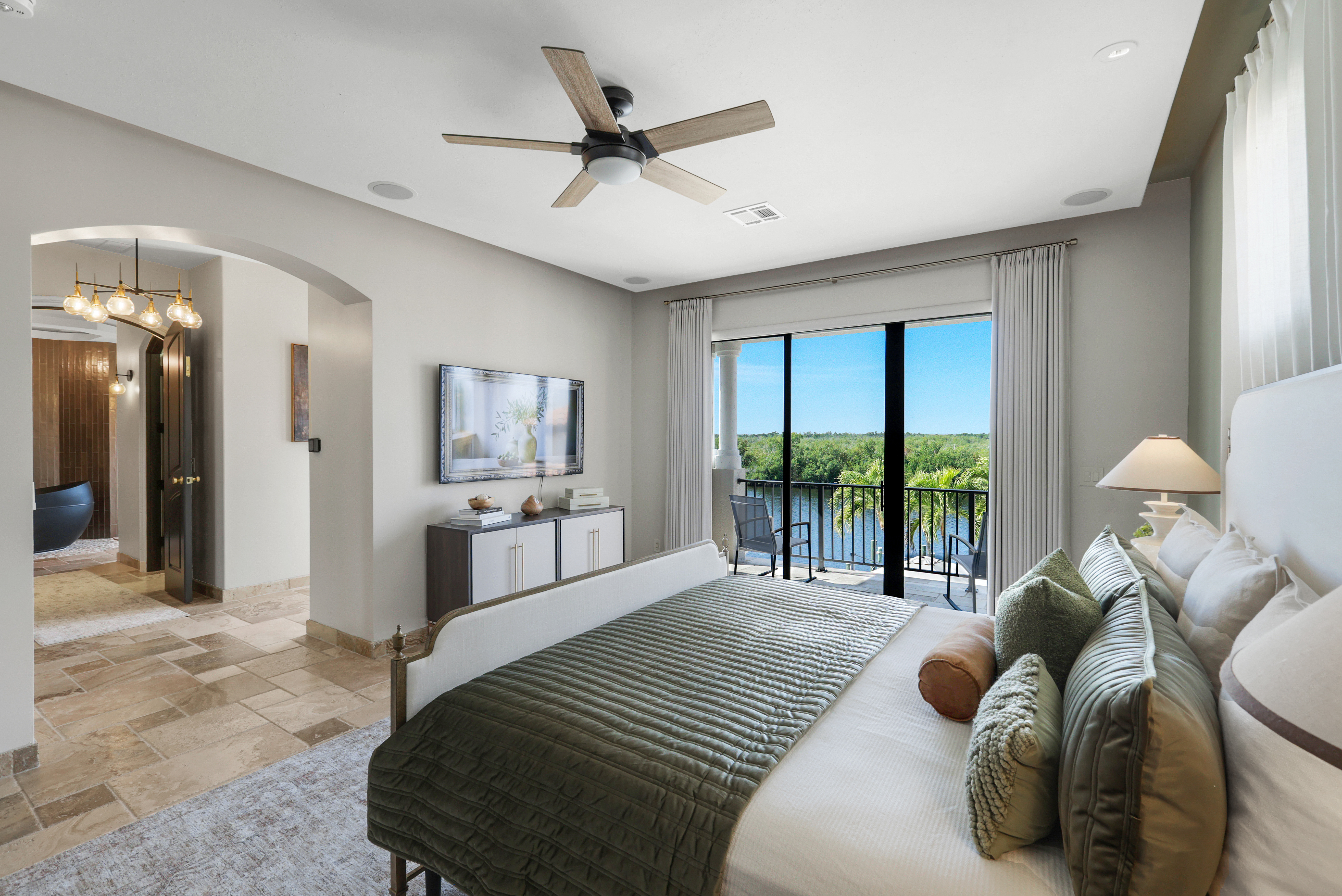 4842 SW 29th St Cape Coral, FL 33914 (Master Bedroom)