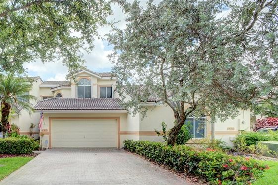 Fairview Pointe at Palm Aire