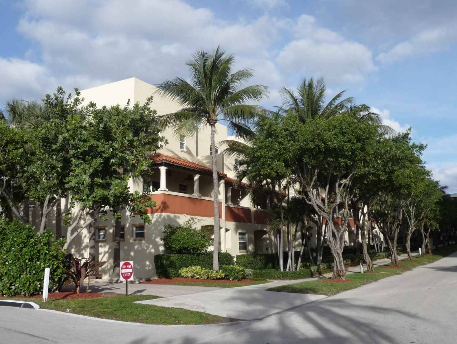 Pet Friendly Condos in Pompano Beach Updated for 2020