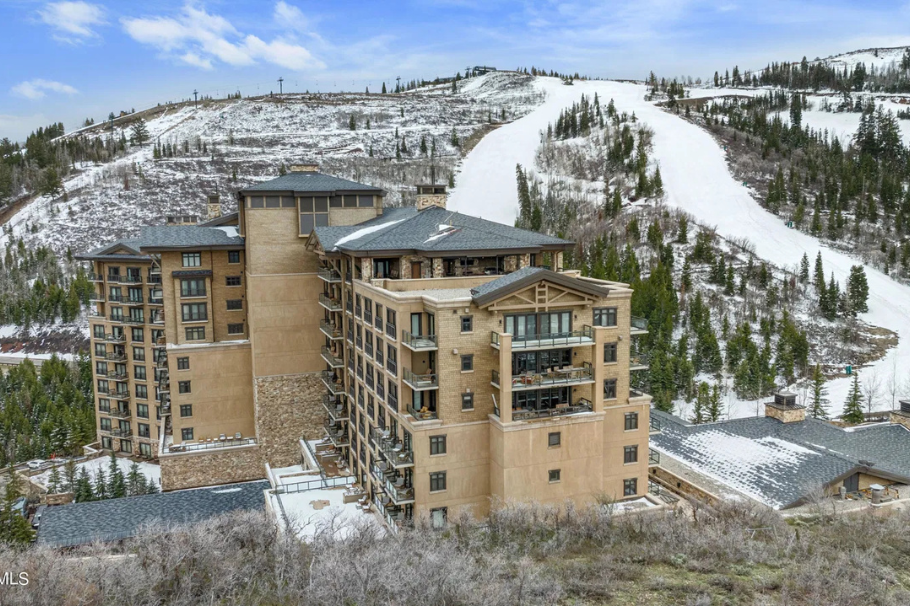 Luxury ski-in/ski-out condos at The St. Regis Deer Valley in Park City, offering breathtaking mountain views and world-class amenities.