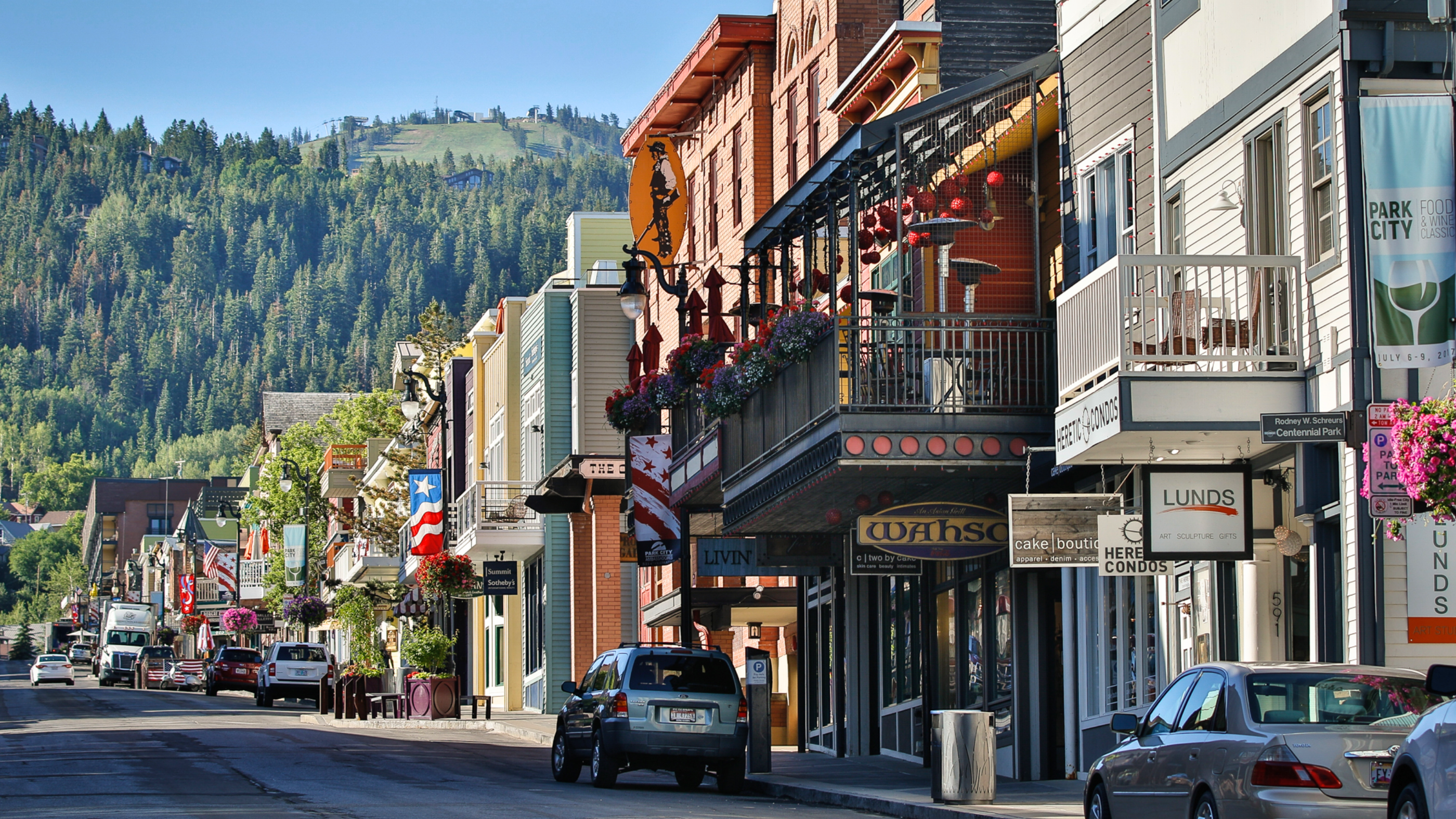Daily life in Park City with Main Street shops, dining, and mountain town atmosphere