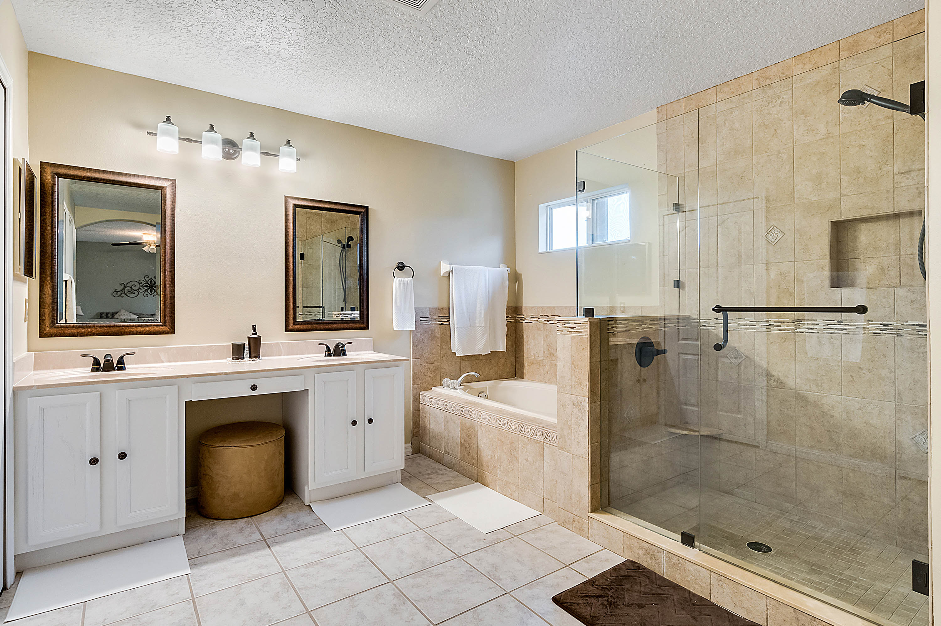 Pool Home For Sale East Orlando Stoneybrook