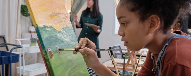 Students Can Enjoy Art Club!