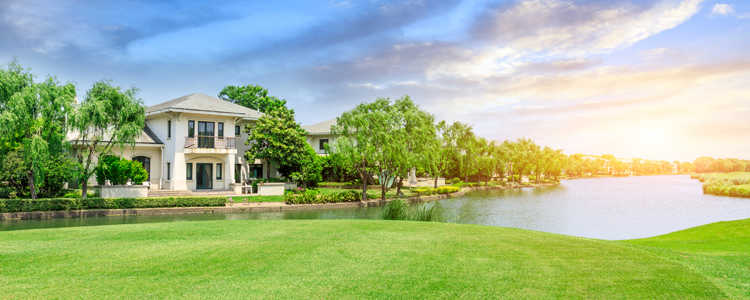Stunning Views of Golf Course While Living In A Golf Community In South Florida