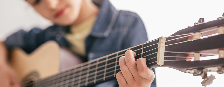 Discovery Key Elementary School - Guitar Class