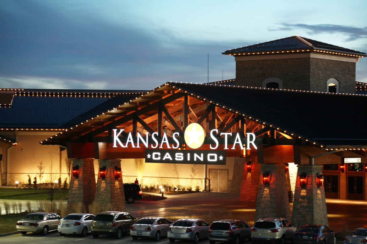 Hotels and Casino near Park City