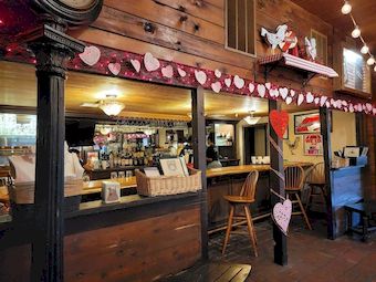 Stroud's Restaurant & Bar Wichita KS