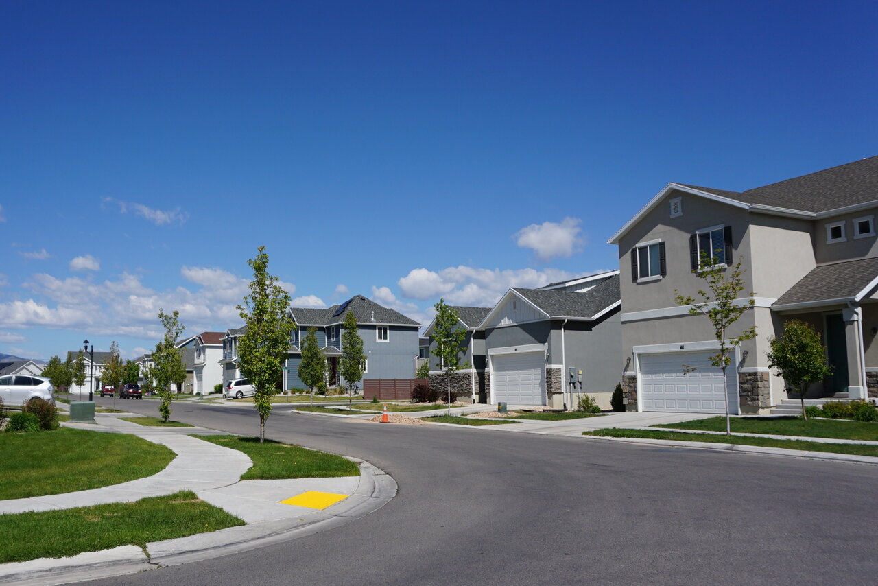 Cascade at Waters Edge Homes for Sale in Vineyard Utah