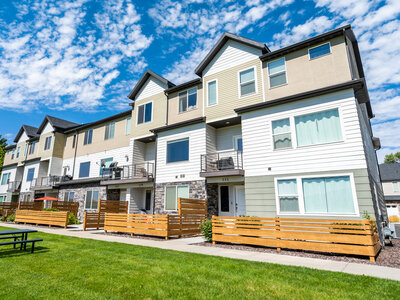 The Commons townhomes in Pleasant Grove