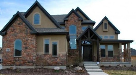 Crescent Hollow homes in Sandy Utah